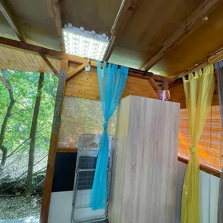 кравана зара 12 Camping